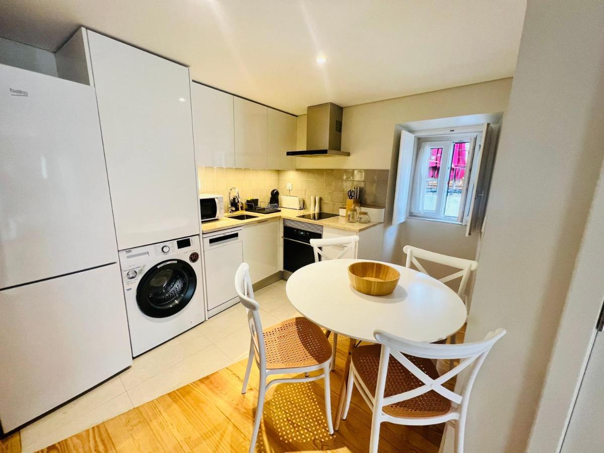 Discover Lisbons History - Stylish Apartment In Alfama Zewnętrze zdjęcie